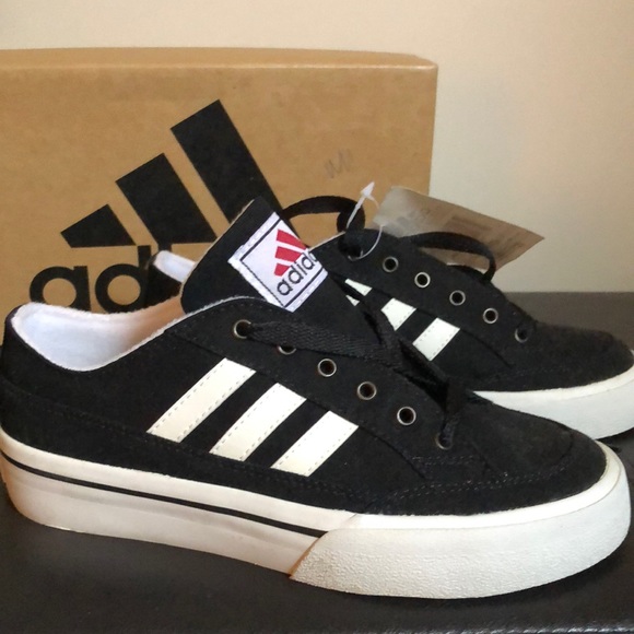 adidas Shoes - Adidas Sneakers, new with tags, size 6